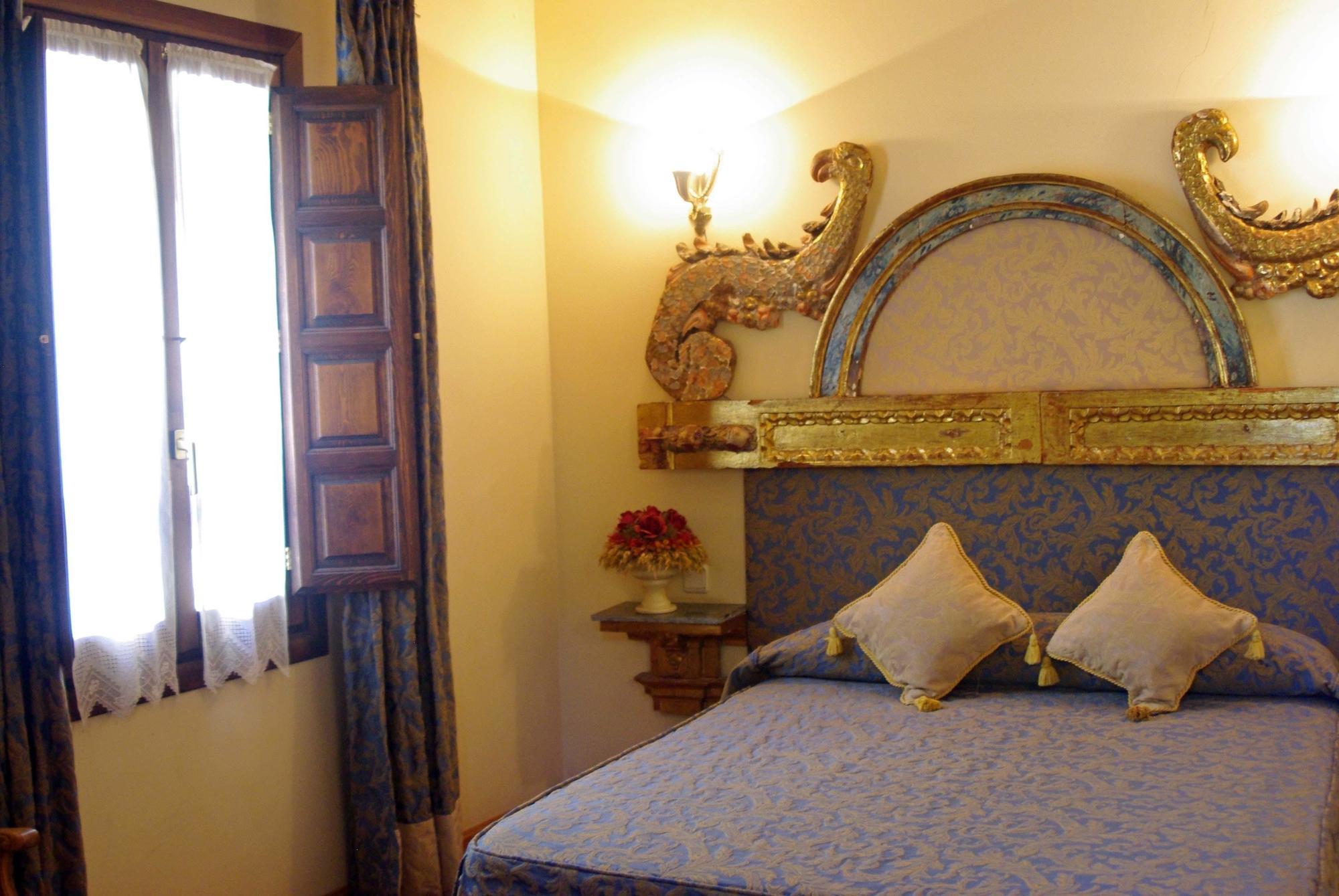 Hotel Alcazar Сеговія Номер фото